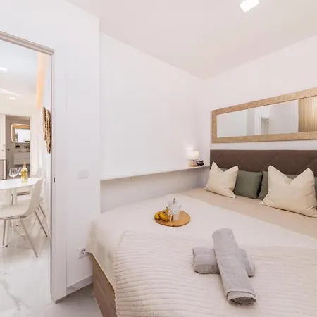 New Luxury -holiday Valley
